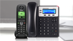Connecting a VoIP phone